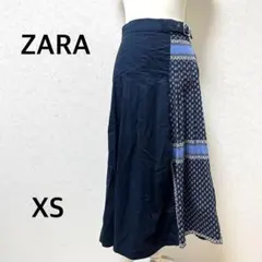 ザラ ロングスカート フレア　ネイビー　紺　ペイズリー柄　ラップスカート風　XSのサムネイル