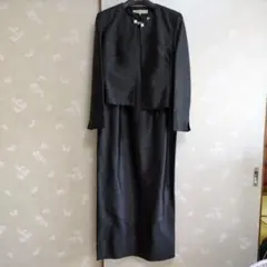 サテンセットアップ