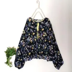 JEANASIS ジーナシス フラワーペプラムブラウス 新品未使用品
