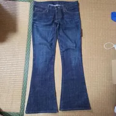 Item thumbnail for item 93a97df8-e8fc-40d0-b089-08bdb5d716dd