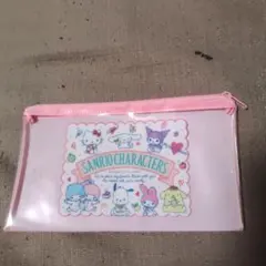 サンリオキャラクターズ　マスクポーチ
