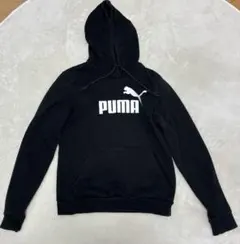 PUMA黒パーカー