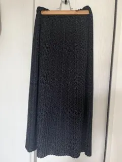 ユニクロ　ロングプリーツスカート