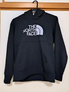 THE NORTH FACE ブラックパーカー　150