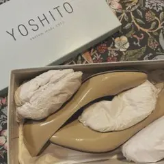 ヨシト YOSHITO エナメルパンプス　ヒール5センチ　22.5