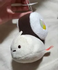 すみっコぐらし にせつむり おすしになりきりボールチェーン付き ぬいぐるみ