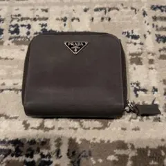 PRADA 三角ロゴプレート ナイロン 二折財布 コンパクトウォレット ブラック