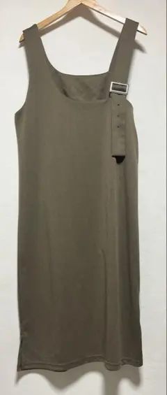 アシンメトリーワンピース