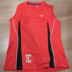 New Balance メッシュランニングトップ 赤