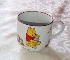 ディズニーくまのプーさんマグカップ　Sango　コーヒーカップ　陶器　日本製