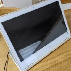 ジャンクFrista ホワイト デスクトップPC Intel