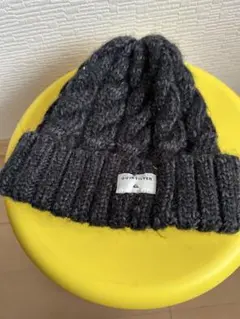 QUIKSILVER ケーブル編みニット帽 ダークグレー