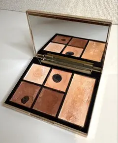 スナイデル ビューティ フェイススタイリスト 01