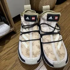 adidas LEGO スニーカー ベージュ/ブラック