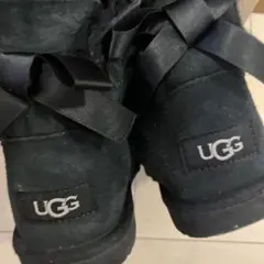 UGG ブラック リボン ムートンブーツ19cmのサムネイル