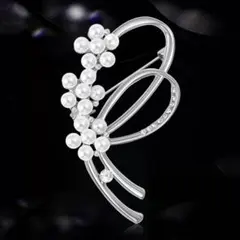 リボンブローチ　パールブローチ　高見え　七五三　フォーマル　シルバーカラー