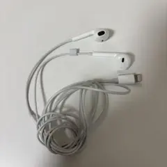 有線Lightningイヤホン