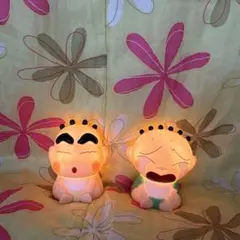 クレヨンしんちゃん ライト付きフィギュア2体