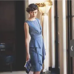 AIMER ブルー フリルタイトドレスのサムネイル