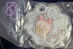 ちいかわ　きゃらシャカチャームグミ　古本屋＆モモンガ