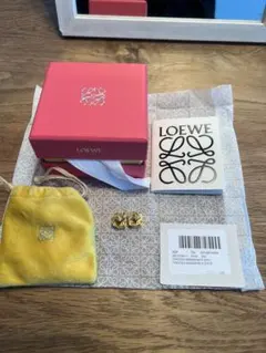 【最終値下げ】ロエベ　ピアス　【正規品】 ロエベ】のジュエリーに熱視線！狙い目は“ロゴ”使いが際立つ