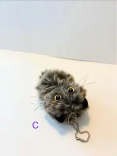 キジトラ猫ちゃんの編みぐるみキーホルダー(B) - メルカリ