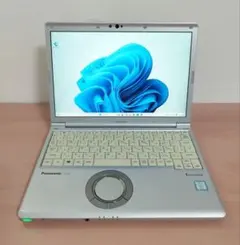 第8世代♡人気レッツノート♪快速SSD256GB☆高性能i5☆カメラ！Win11