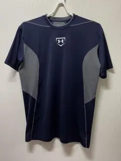 UNDER ARMOUR アンダーアーマー　Tシャツ ネイビー
