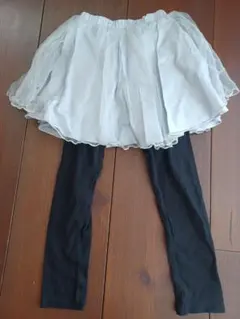 未使用　美品　branshes チュ－ルスカートつきスパッツ 120