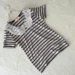 ミニマムミニマム　半袖Tシャツ　カットソー　Uネック　レース刺繍　サイズMのサムネイル