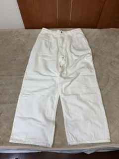 UNIQLO ドレープデニムタックパンツ
