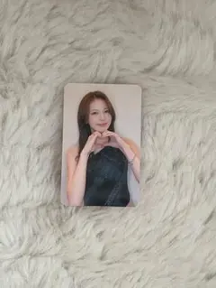 NiziU アヤカ　New Emotion 武道館トレカ