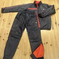 diadora 黒赤 ウィンドブレーカー Lサイズ
