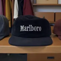 マルボロ コーデュロイキャップ Marlboro CAPブラック 黒 白刺繍