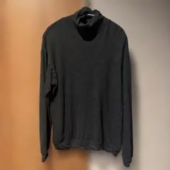 COMOLI タートルネック ニット チャコールグレーのサムネイル