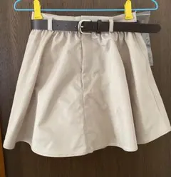 Chico レザーベルト付きギャザーフレアミニスカート