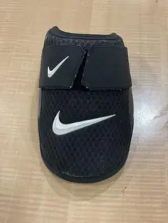 ナイキエルボガード