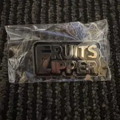 FRUITS ZIPPER ピンズ