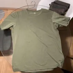 ユニクロ Tシャツ