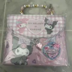 新品 マイメロディ クロミ シールコレクションバッグ シール台紙 カギつき