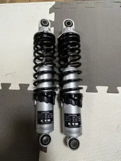 カワサキZRX1100 純正 KYB リアサスペンション - メルカリ