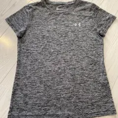 アンダーアーマー　Tシャツ