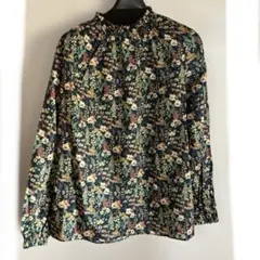 美品Parkes 花柄ネイビー長袖ブラウス