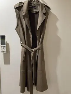 ZARA ベージュ ノースリーブロングコート Sサイズ