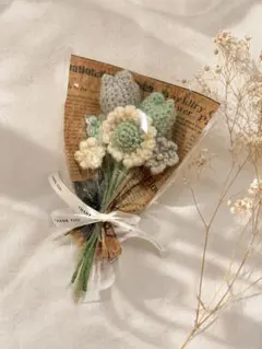 【翌日発送】毛糸の花束　枯れない花束のサムネイル