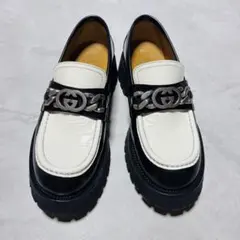【美品】GUCCI インターロッキングG ローファー 8.5 コンビシューズのサムネイル