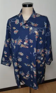 長着を使用した花柄の半コート