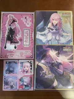 巡音ルカ　プロセカ　アクリルスタンド　色紙等