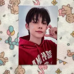 TXT ヨンジュン ソウルコン MOAZONE FC トレカ TXT 特典公演 ファンライブ MOAZONE FC ヨンジュン 2枚 トレカ - メルカリ