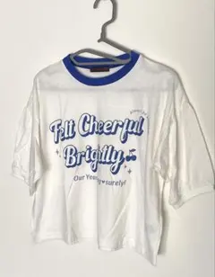 プリント入りホワイトTシャツ